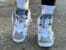 Air Jordan 6 blanche et gris froid on feet (2)