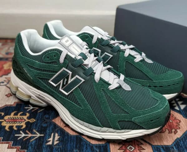 New Balance 1906R verte (1)