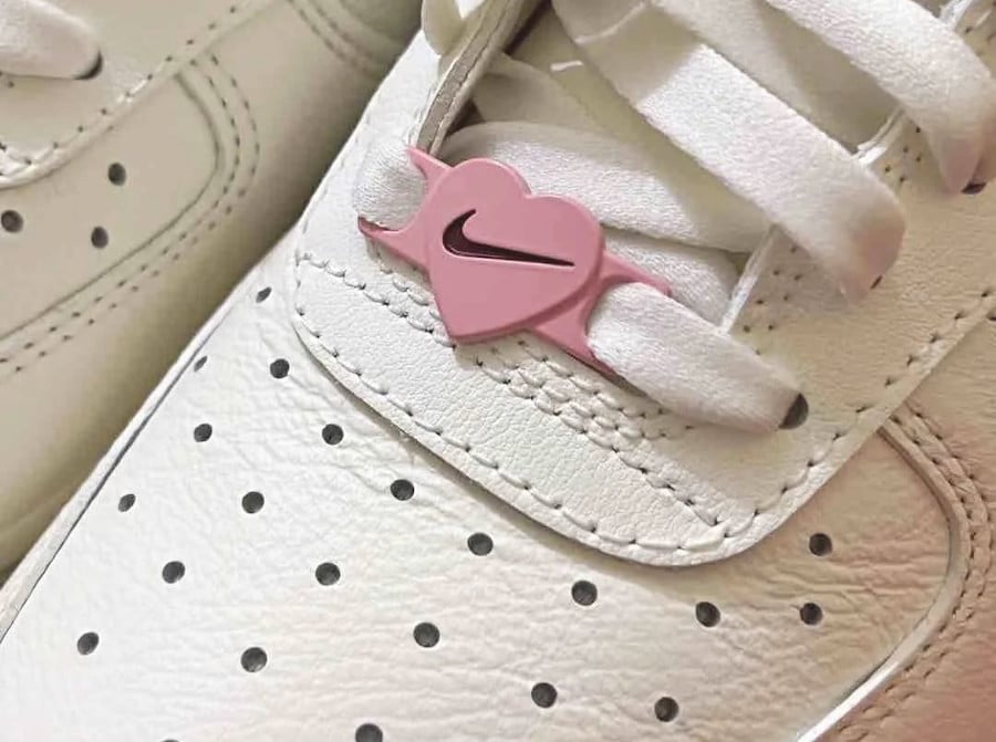 Nike Air Force 1 Low V-Day Cherry Heart (4)
