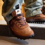 Nike Craft GPS marron on feet (1)