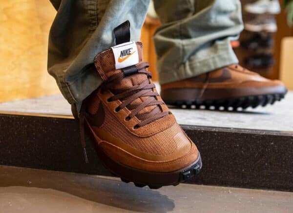 NikeCraft General Purpose Shoe Brown Il Faut du Temps