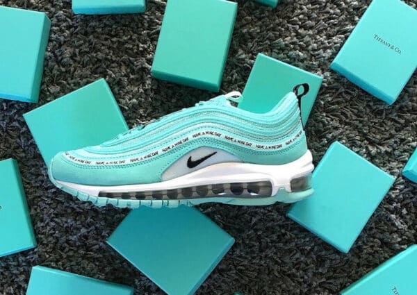 30 sneakers Nike s inspirant du bleu turquoise de Tiffany Co