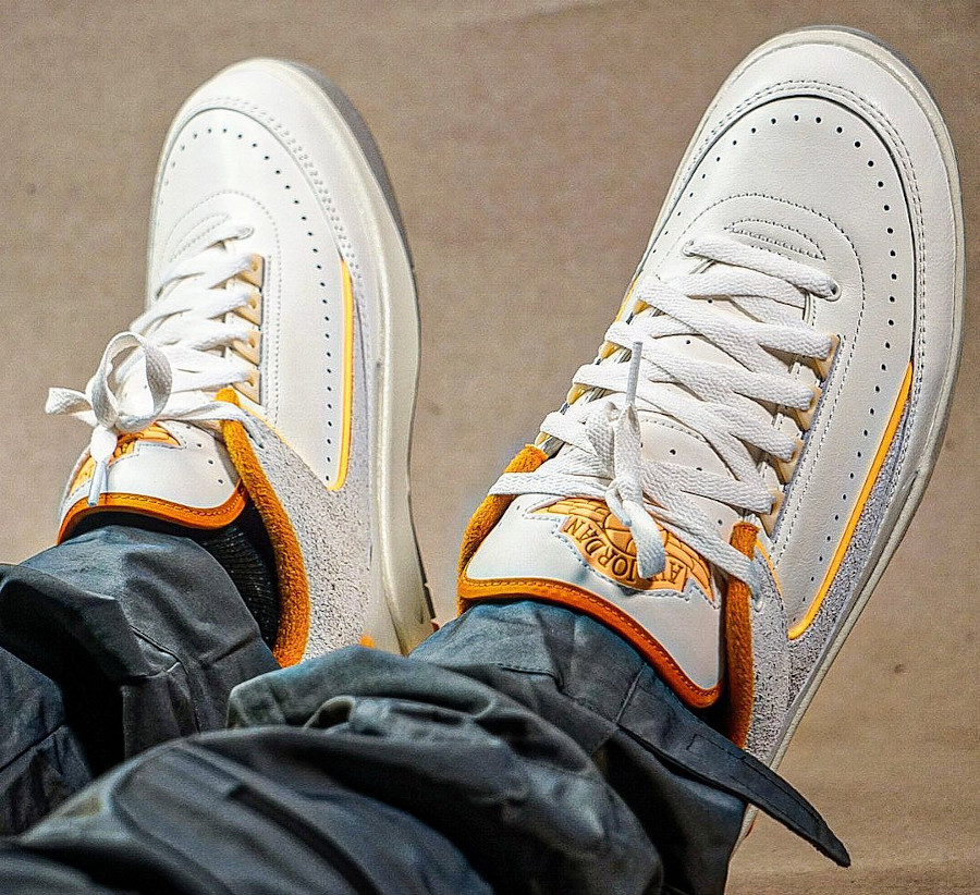 Air Jordan 2 Low beige crème orange pastel (1)