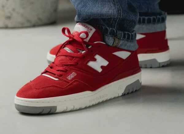 New Balance 550 en daim rouge (4)