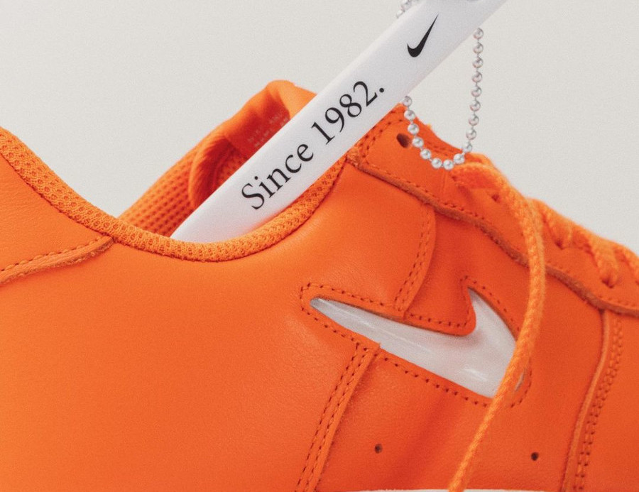 Nike Air Force 1 Low Jewel Couleur du mois orange (couv)