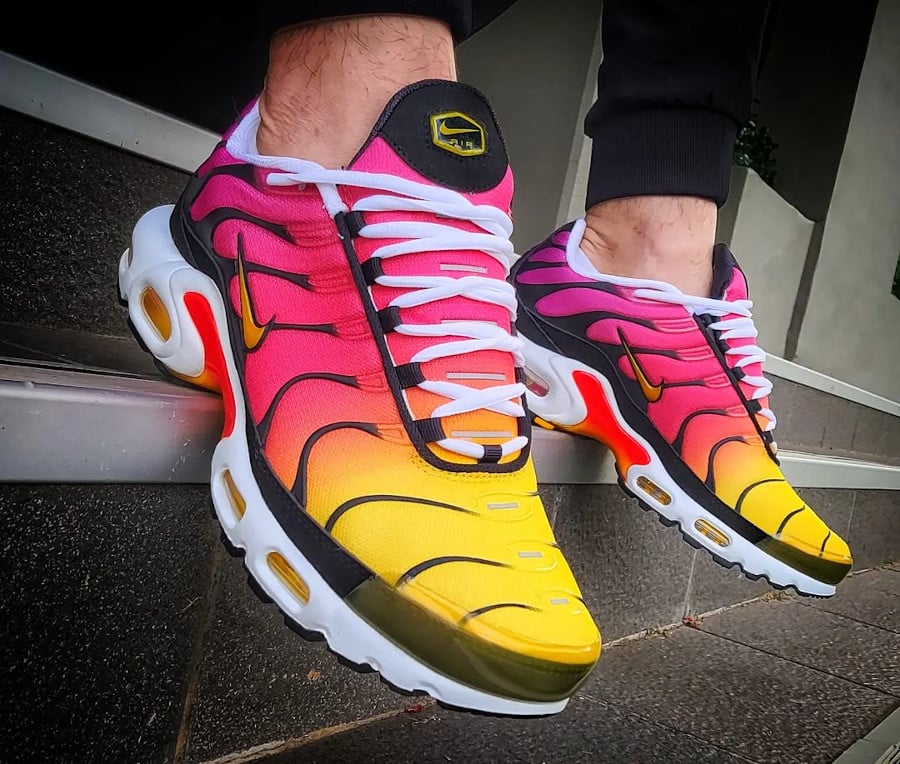 Nike Air Max Plus OG TN1 Rainbow 2023 Gold and Raspberry Red DX0755-600