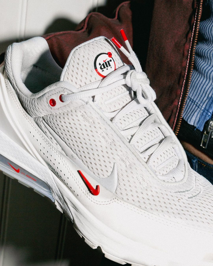 Nike Air Max Pulse grise blanche argent et rouge (2)