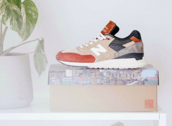 NB 998 U998KH1 x Kith Broadacre City Frank Lloyd Wright MIUSA