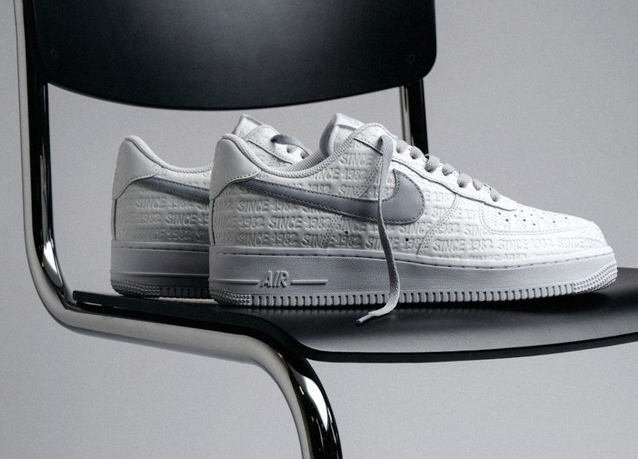 Nike Air Force 1 blanche Since1982 (1)
