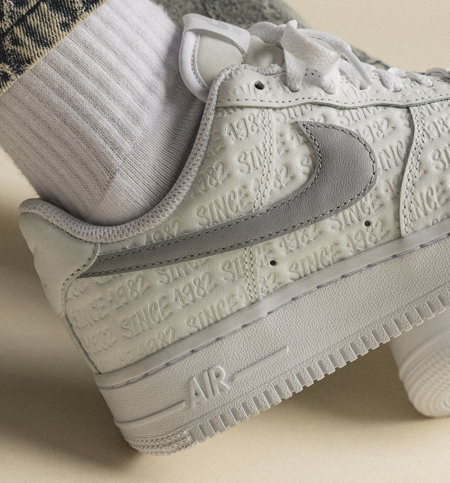 Nike Air Force 1 blanche Since1982 (2)