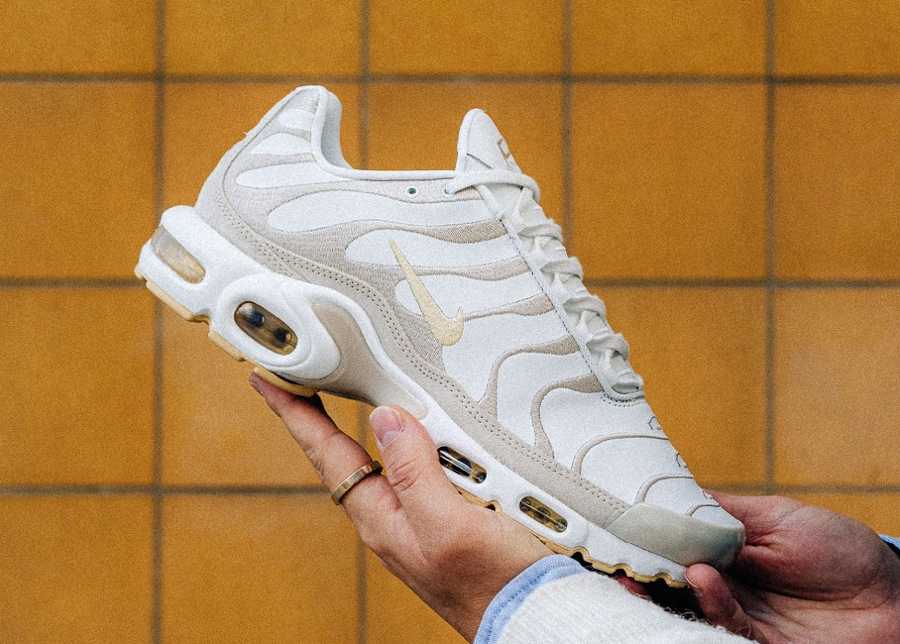 Nike Air Max Plus PRM Sanddrift - Sneakers DZ2832-101