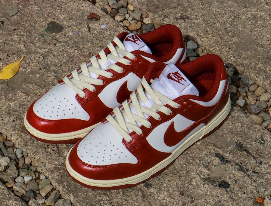 Nike Dunk Low blanche et rouge équipe 2023 (6)