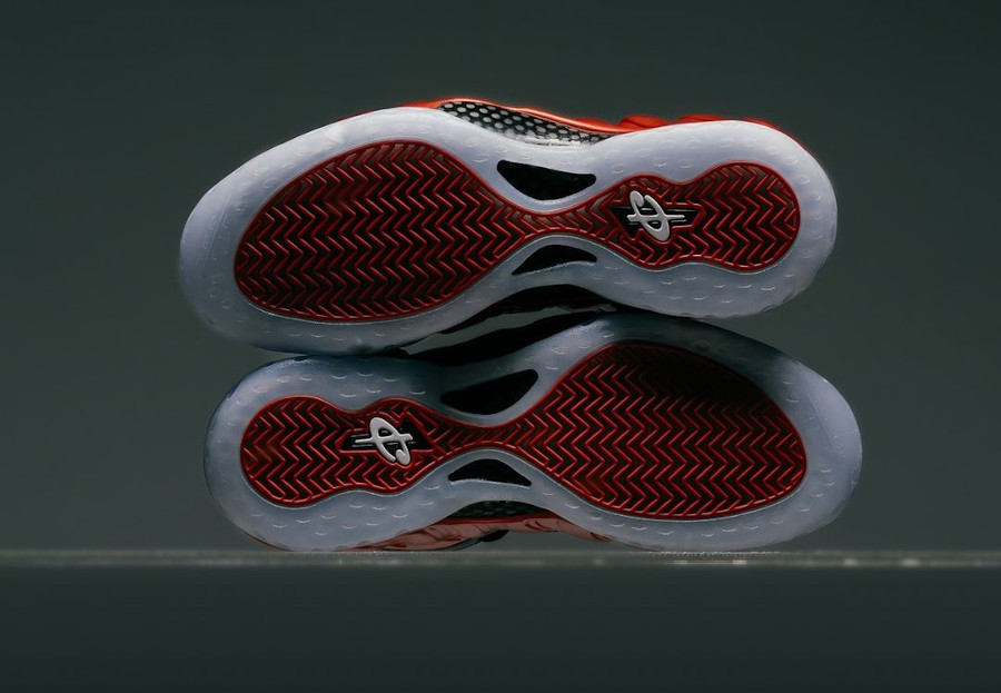 Nike Air Foamposite One rouge métallique (4)