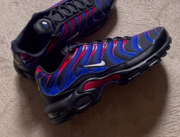 Nike Air Max Plus TN1 Spider-Man Next Chapter FN7805-001 (couv)