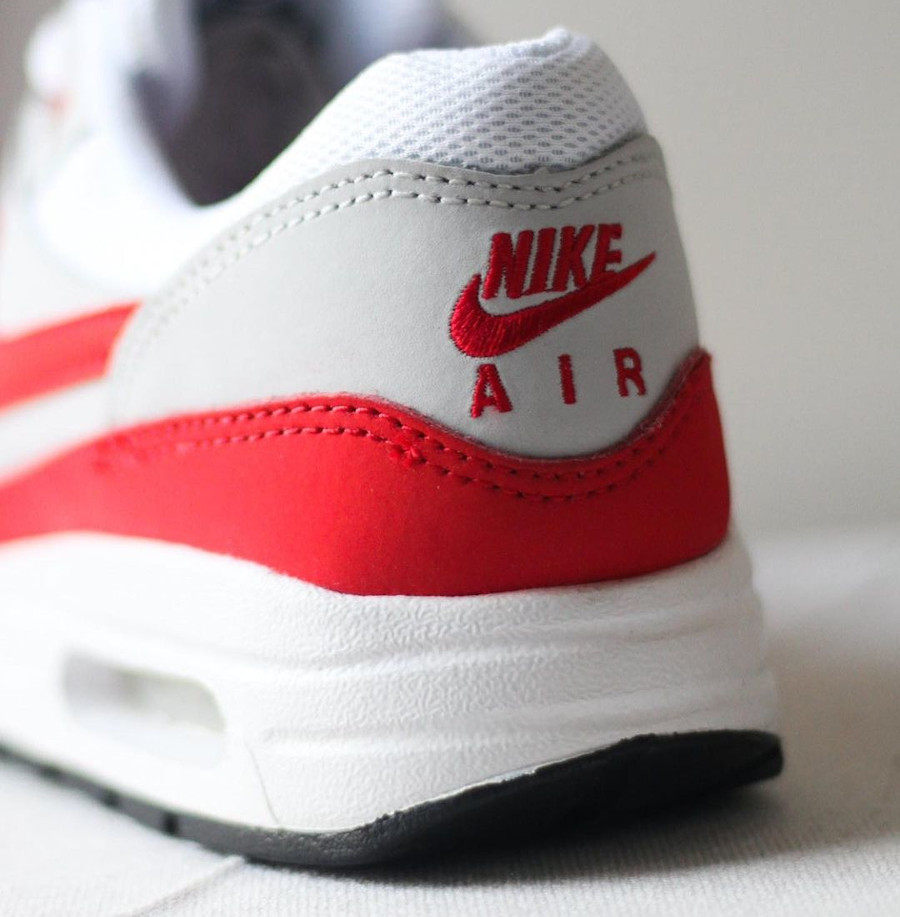Nike Air Max 1 rouge grise et blanche (7)