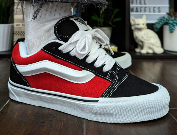 Vans Knu Skool Bred Red True White (gros logo) VN0009QC6RT