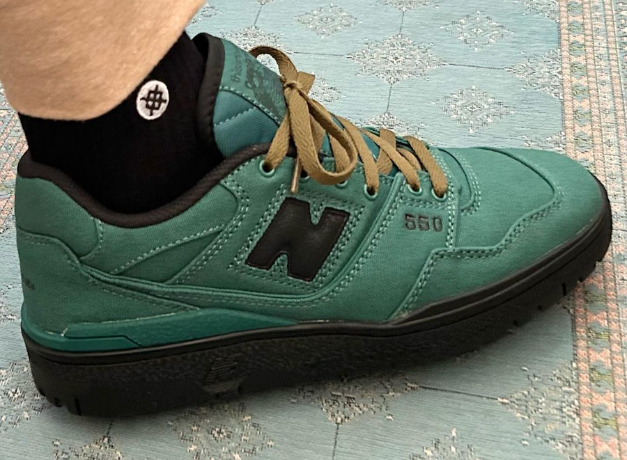 NB 550 x Thisisneverthat Dark Green BB550TH