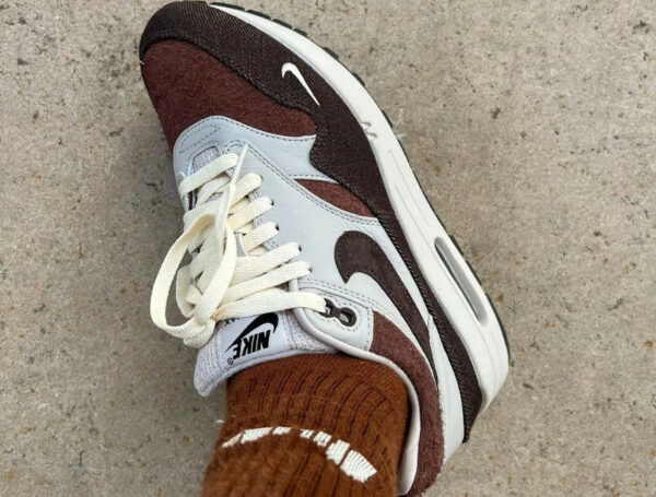 Nike Air Max 1 Considered Velvet Brown exclusivité Size FN7814-001 (couv)