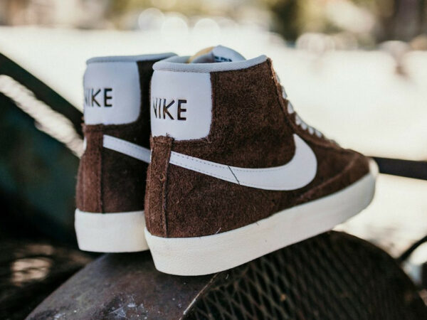 Nike Blazer Mid 77 VNTG Daim poilu Cacao Wow DV7006 200 600x450