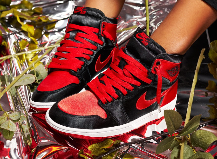 Air Jordan 1 High Satin Bred on feet