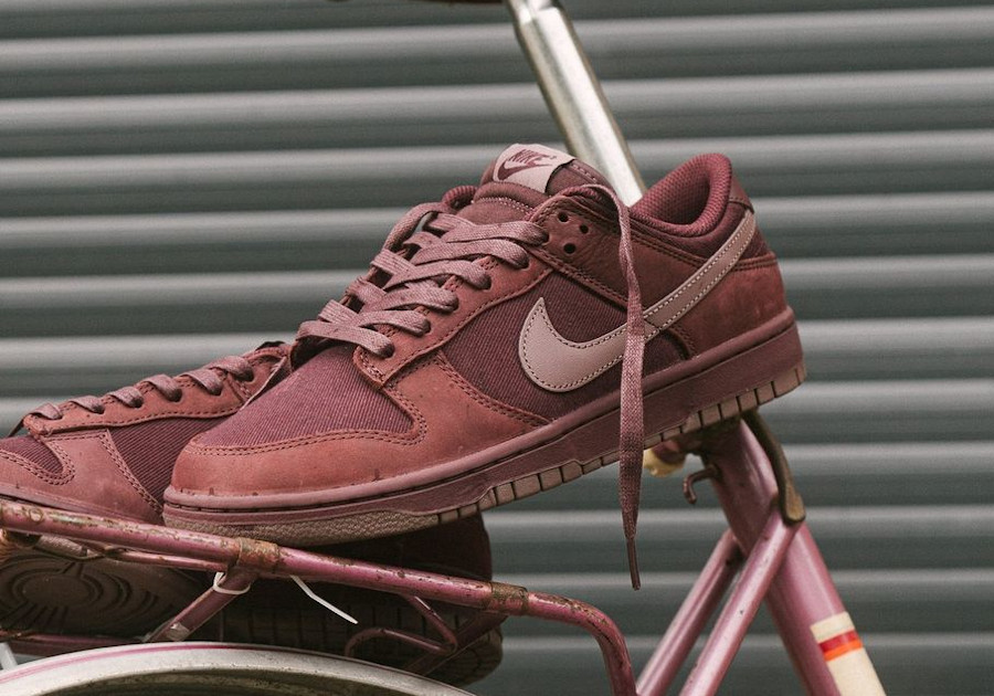 Nike Dunk Low Retro PRM Burgundy Crush Bordeaux FB8895-600