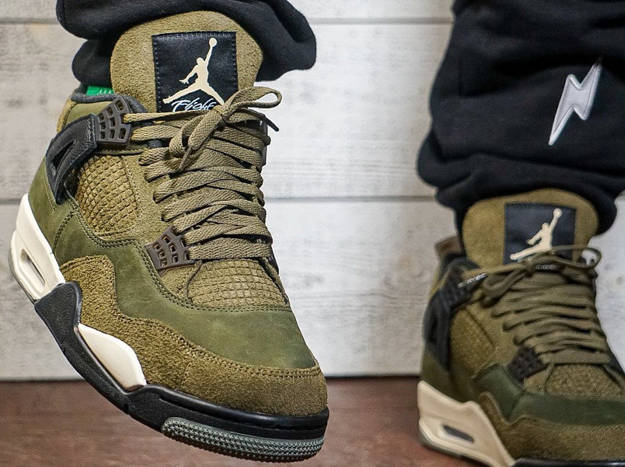 AJ4 Retro SE Craft Medium Olive Suède Vert Kaki FB9927-200 (couv)