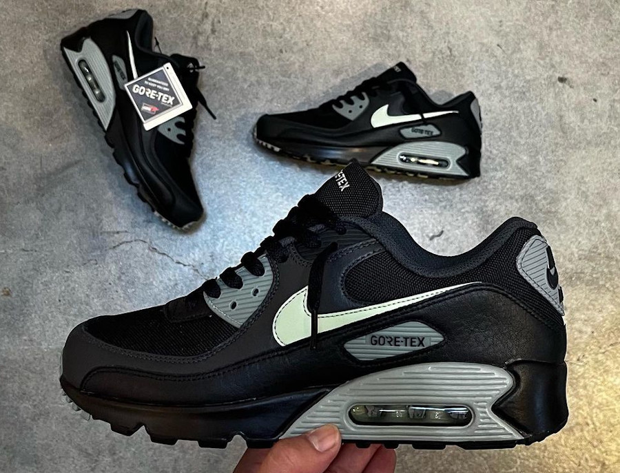 Nike AM90 Gore Tex Black Honeydew Mica Green FD5810-001