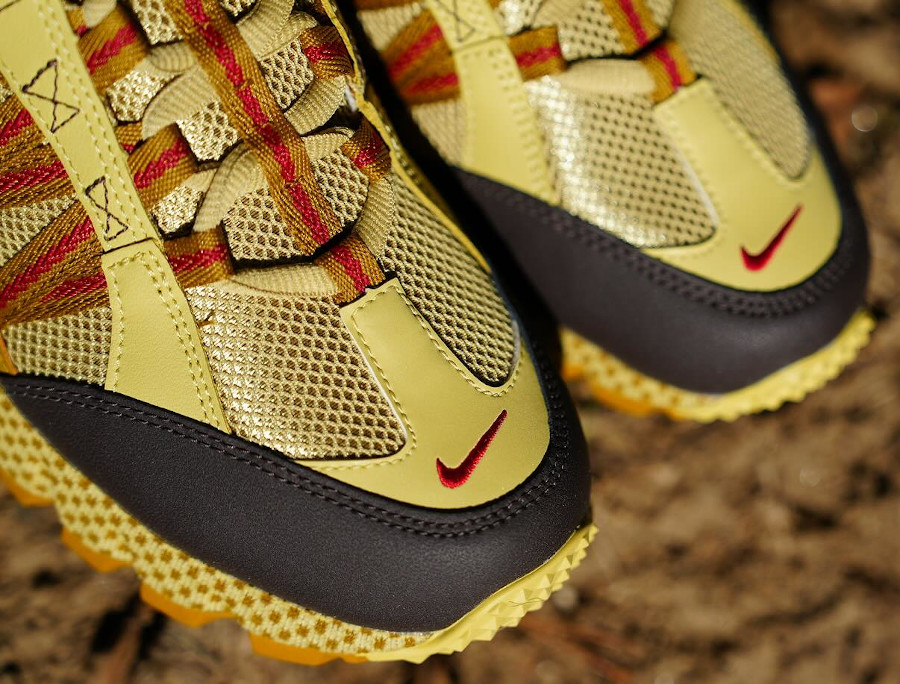 Nike Air Humara jaune dorée (6)