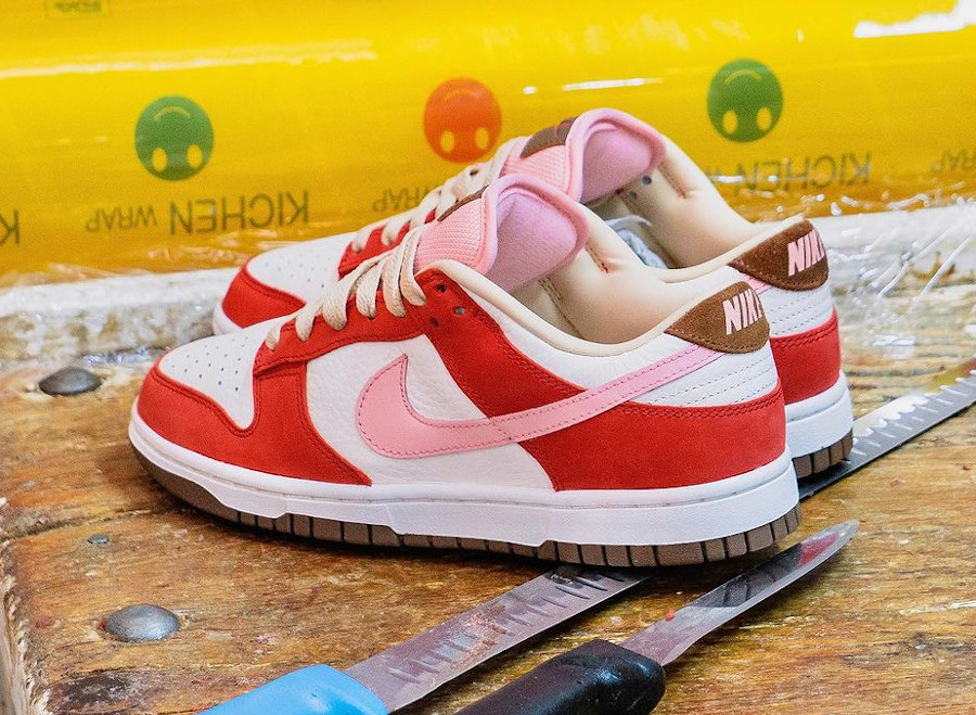 Nike Dunk Low Bacon FB7910-600