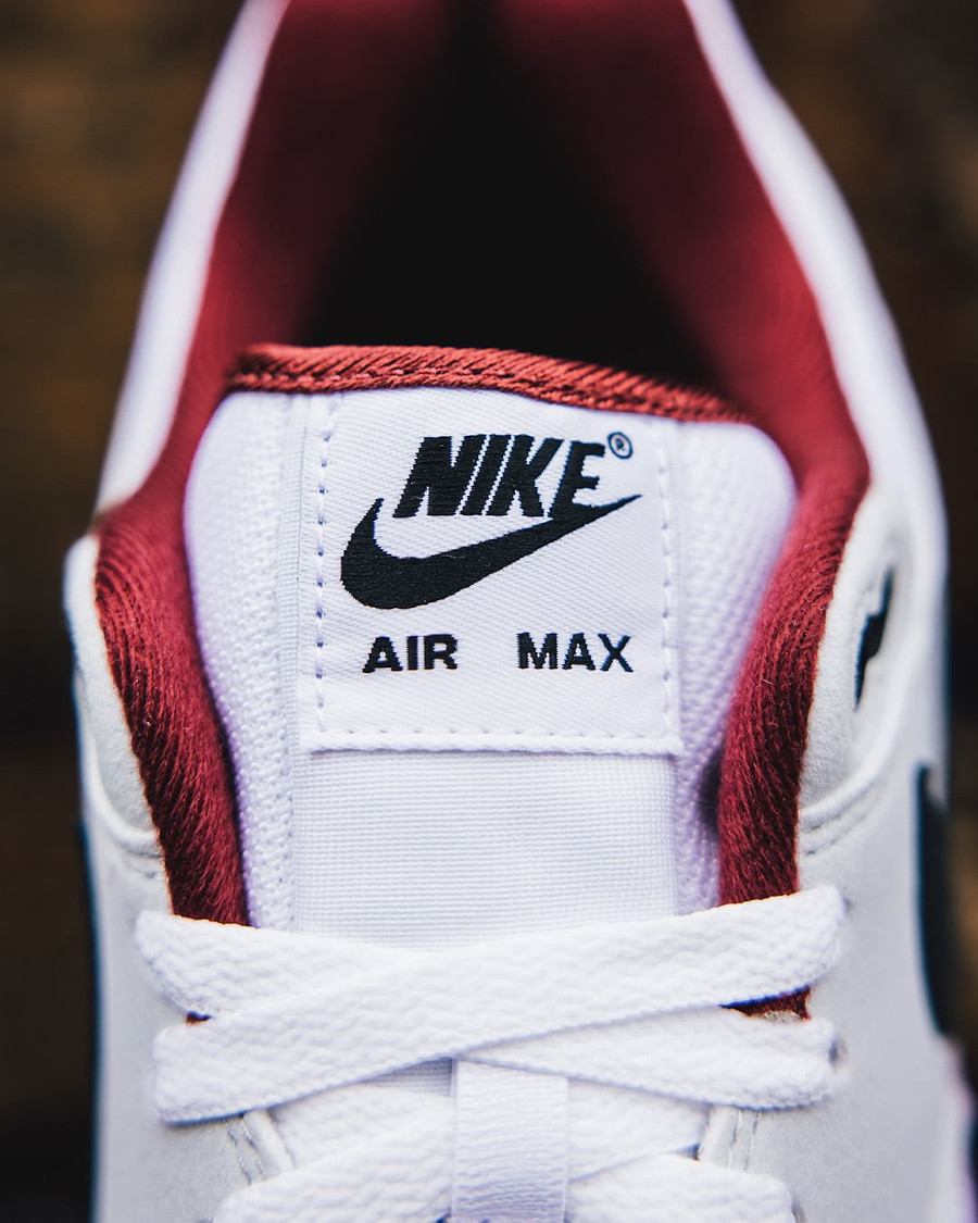 Nike Air Max 1 blanc rouge équipe foncé (1)