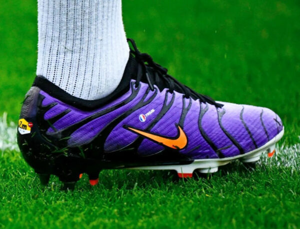 Les crampons TN de Kylian Mbappé : des Nike Mercurial Superfly 9 pour ...