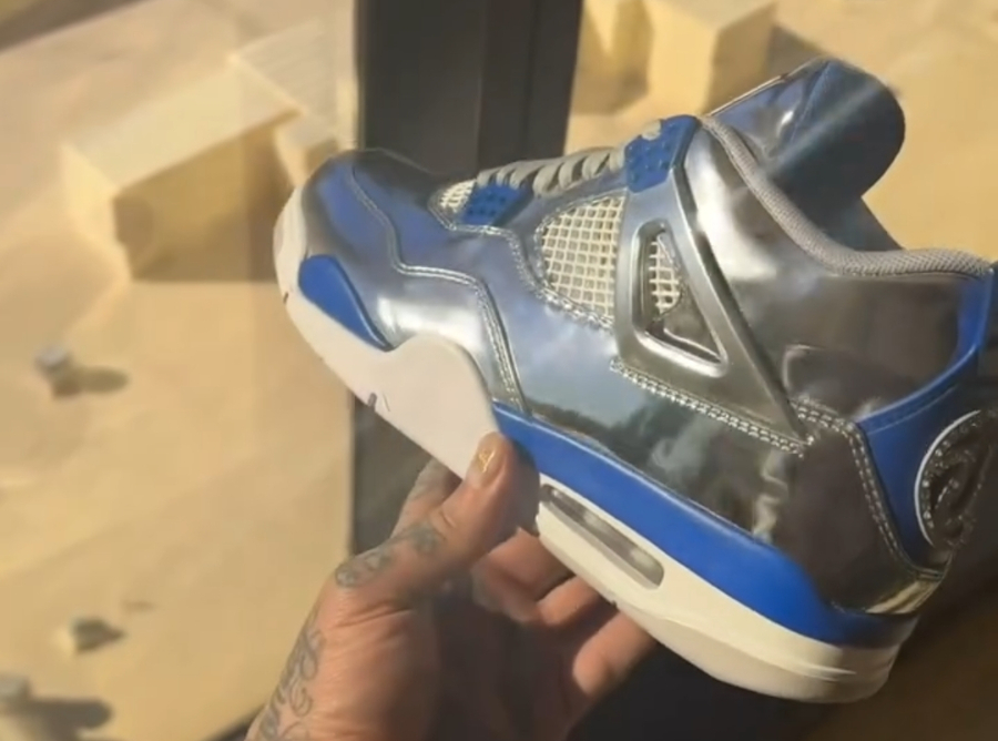 Air Jordan 4 Usher Chrome PE Super Bowl (3)