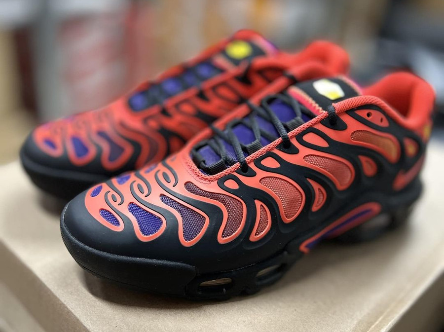 Nike Air Max Plus Drift