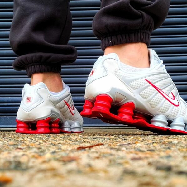 Nike Shox TL Wmns Platinum Tint Gym Red : où se la procurer