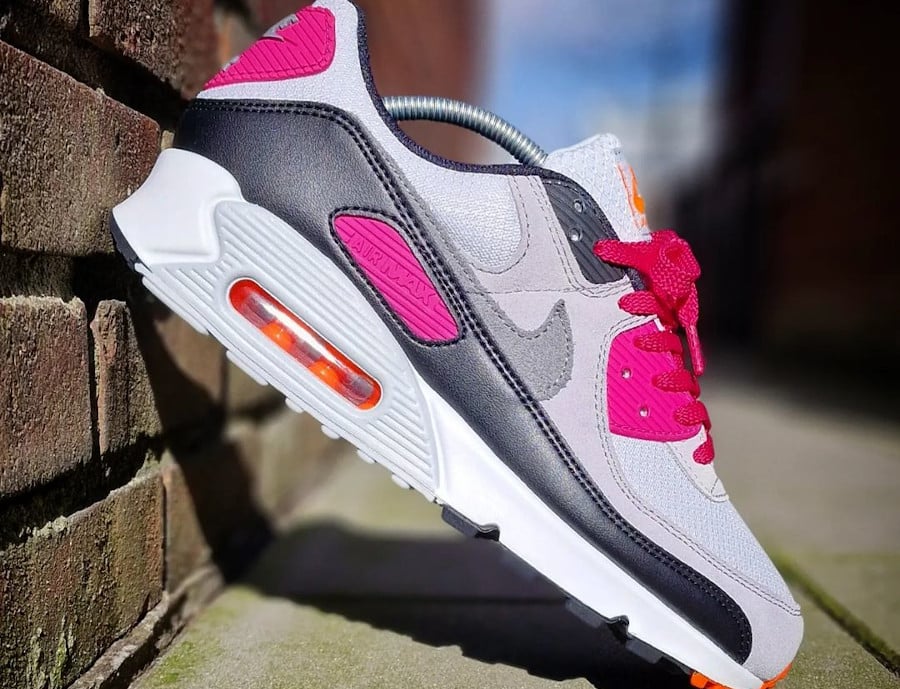 Nike AM90 Dunkin Donuts Pink Orange FN6958-003 (couv)