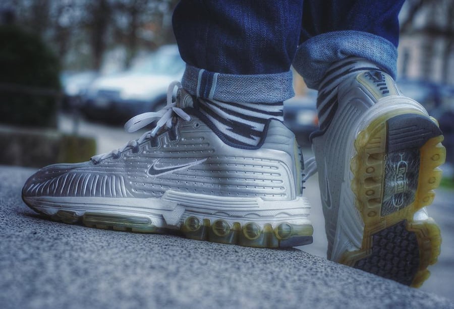 Nike Air Max 2001 Tubular Silver Metallic @pinnitoriginals