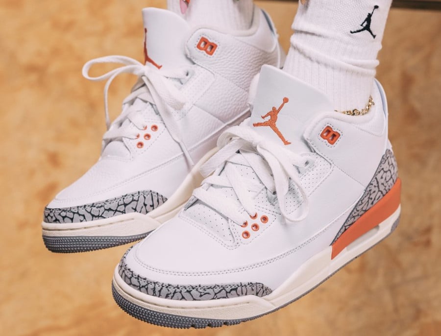 Air Jordan 3 Retro Georgia Peach CK9246-121 (couv)