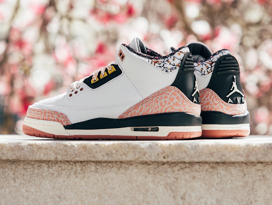 Air Jordan 3 à fleurs sakura 441140-100