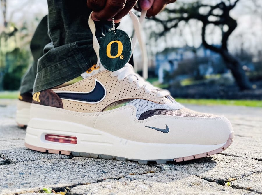 Nike Air Max 1 '87 Premium University of Oregon PE HQ2640-200