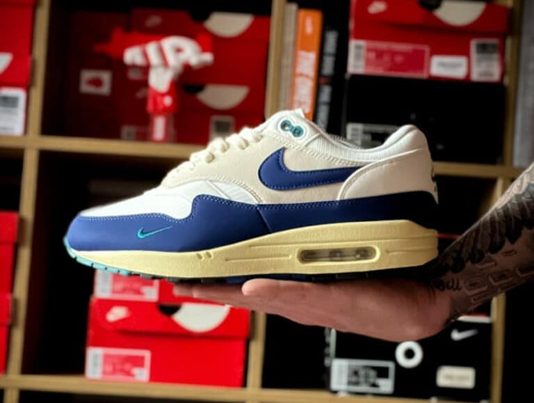 Nike Air Max 1 Athletic Department Deep Royal Blue pas cher