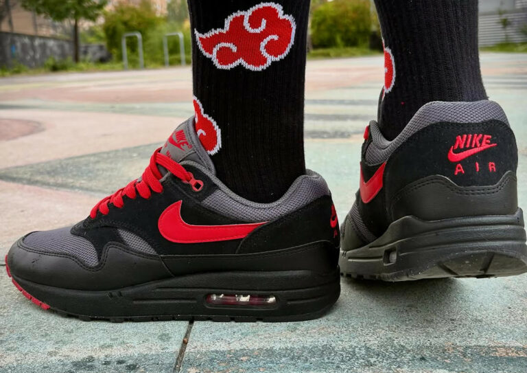 Nike Air Max 1 Vamp on feet (couv)