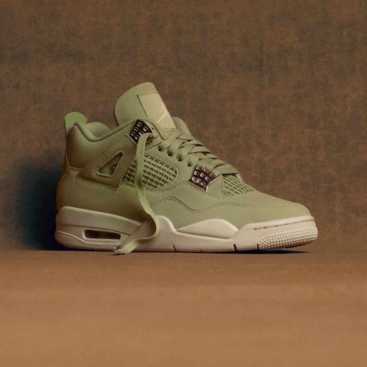 Air Jordan 4 Abundance sortie mars 2025