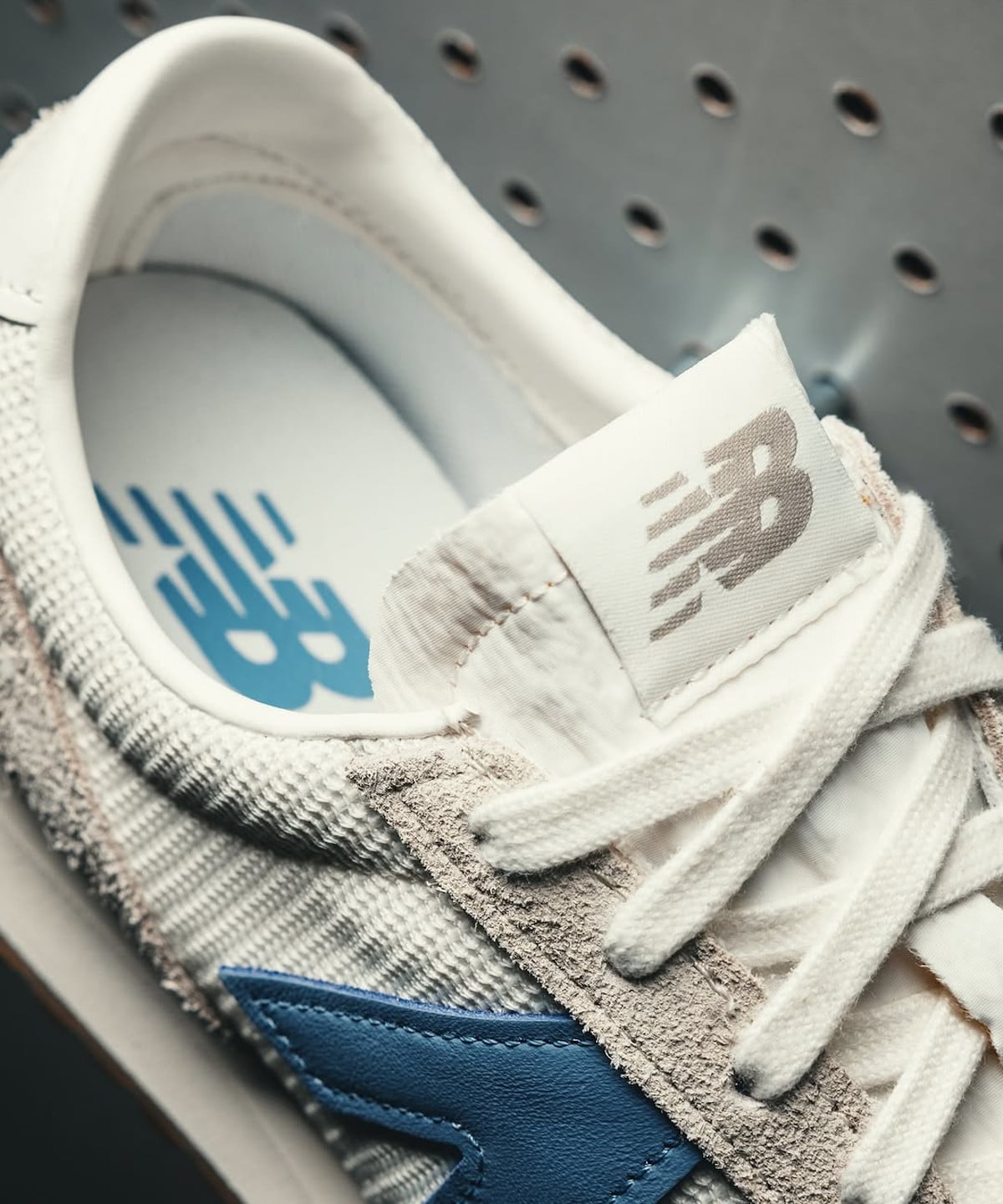 New Balance 471 blanc cassé et bleu violet U471AA (1)