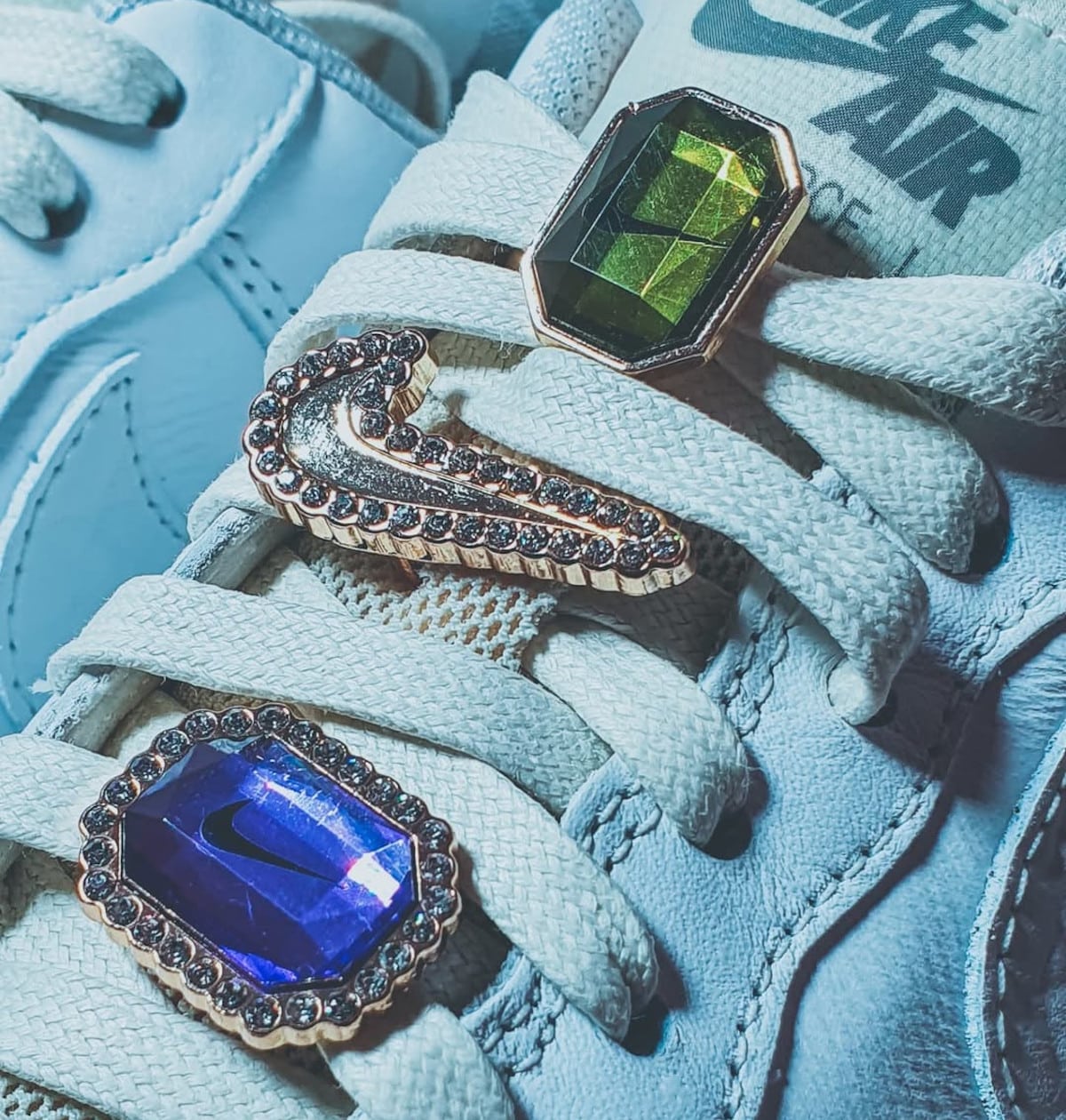 Nike Air Force 1 '07 PRM avec des bijoux DN5463-100 (3)