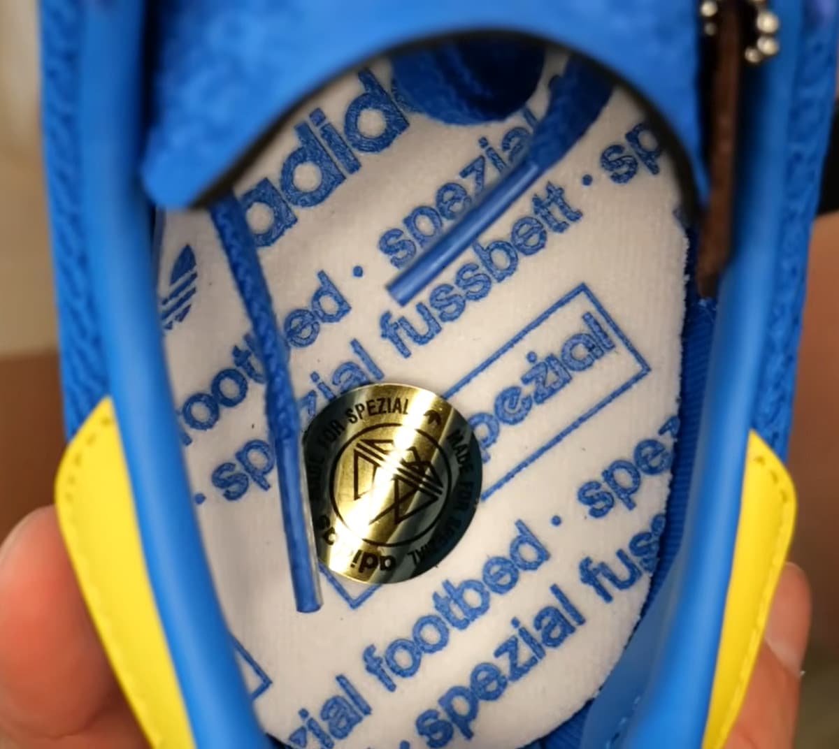 adidas SPZL TRX Mesh bleu et jaune JS3061 (1)