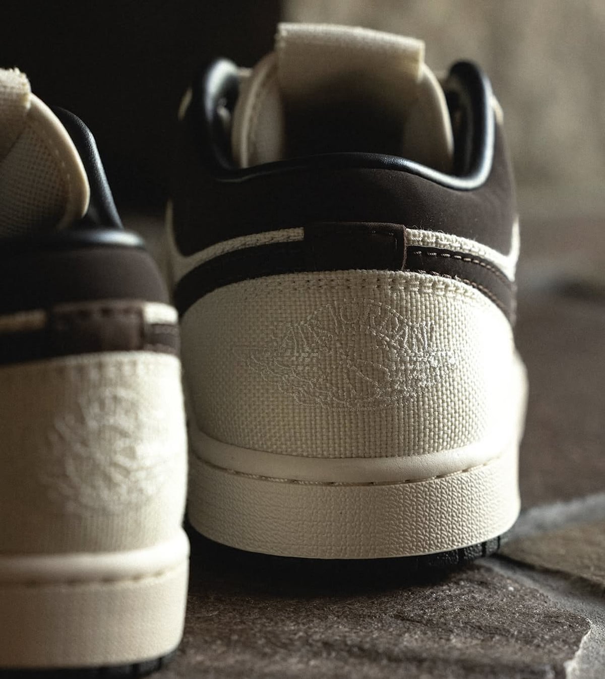 Air Jordan 1 en toile beige et en cuir marron IB8058-110 (3)