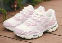 Asics Gel NYC beige et rose 1203A383-106 (couv)