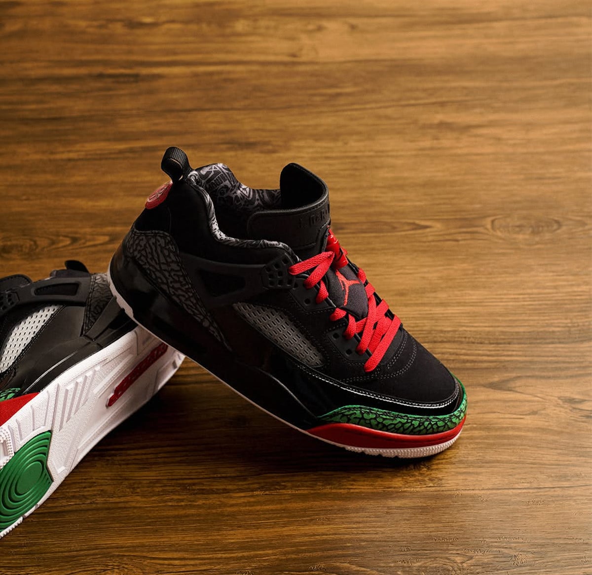 Jordan Spizike Low noire rouge et verte FQ1759-060 (2)