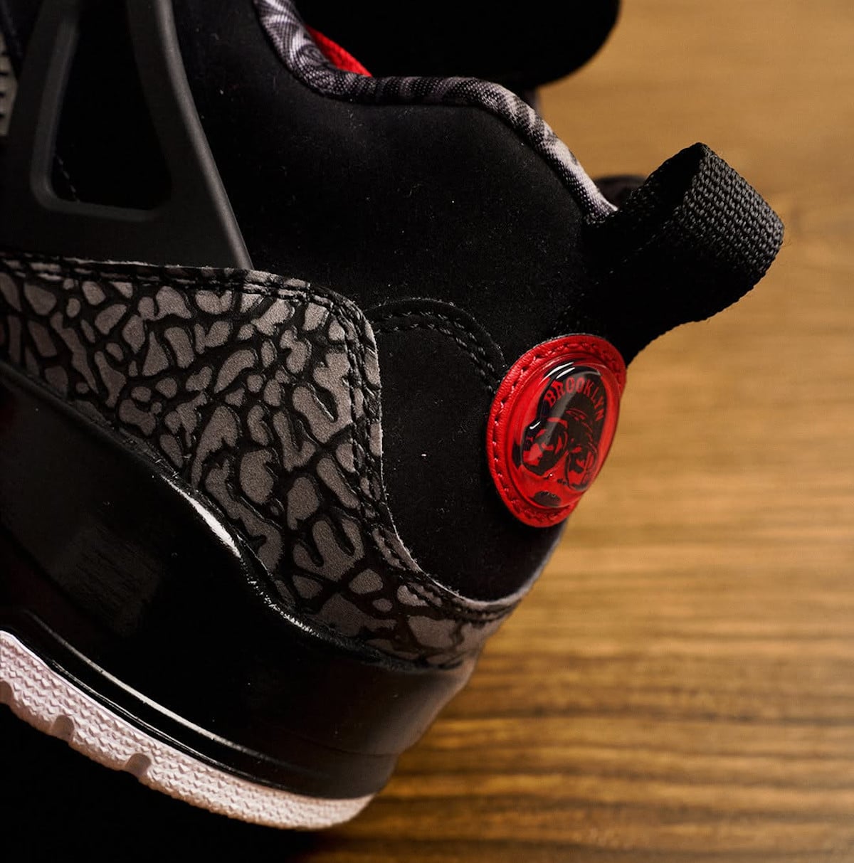 Jordan Spizike Low noire rouge et verte FQ1759-060 (4)