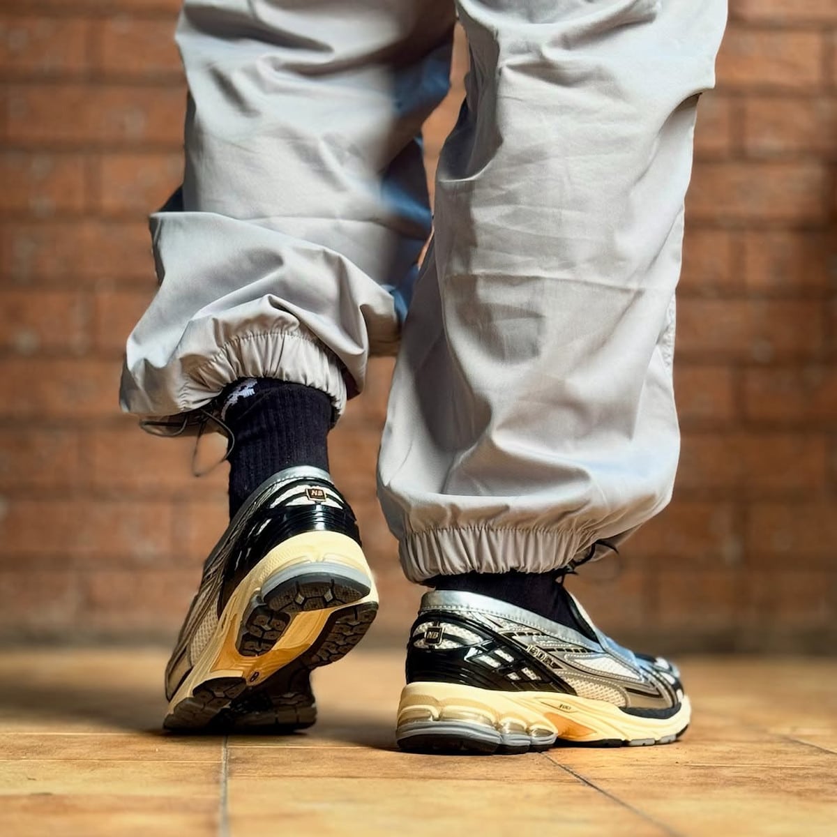 New Balance 1906L Loafer beige argentée noir U1906LOB (1)